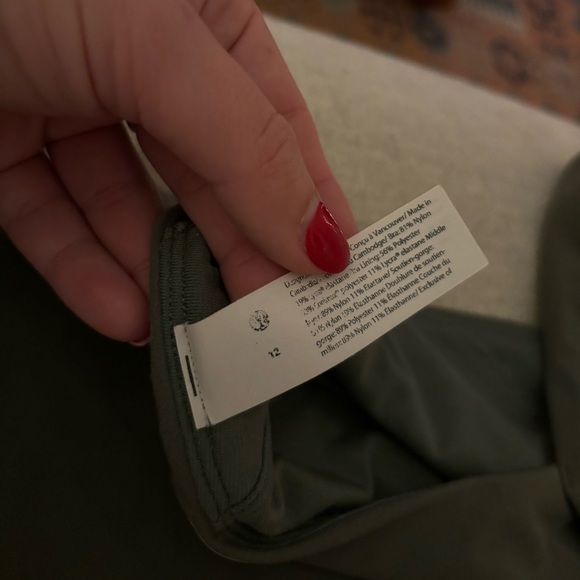 Lululemon Sage Green Cross High Neck Sports Bra-12 - Picture 4 of 4